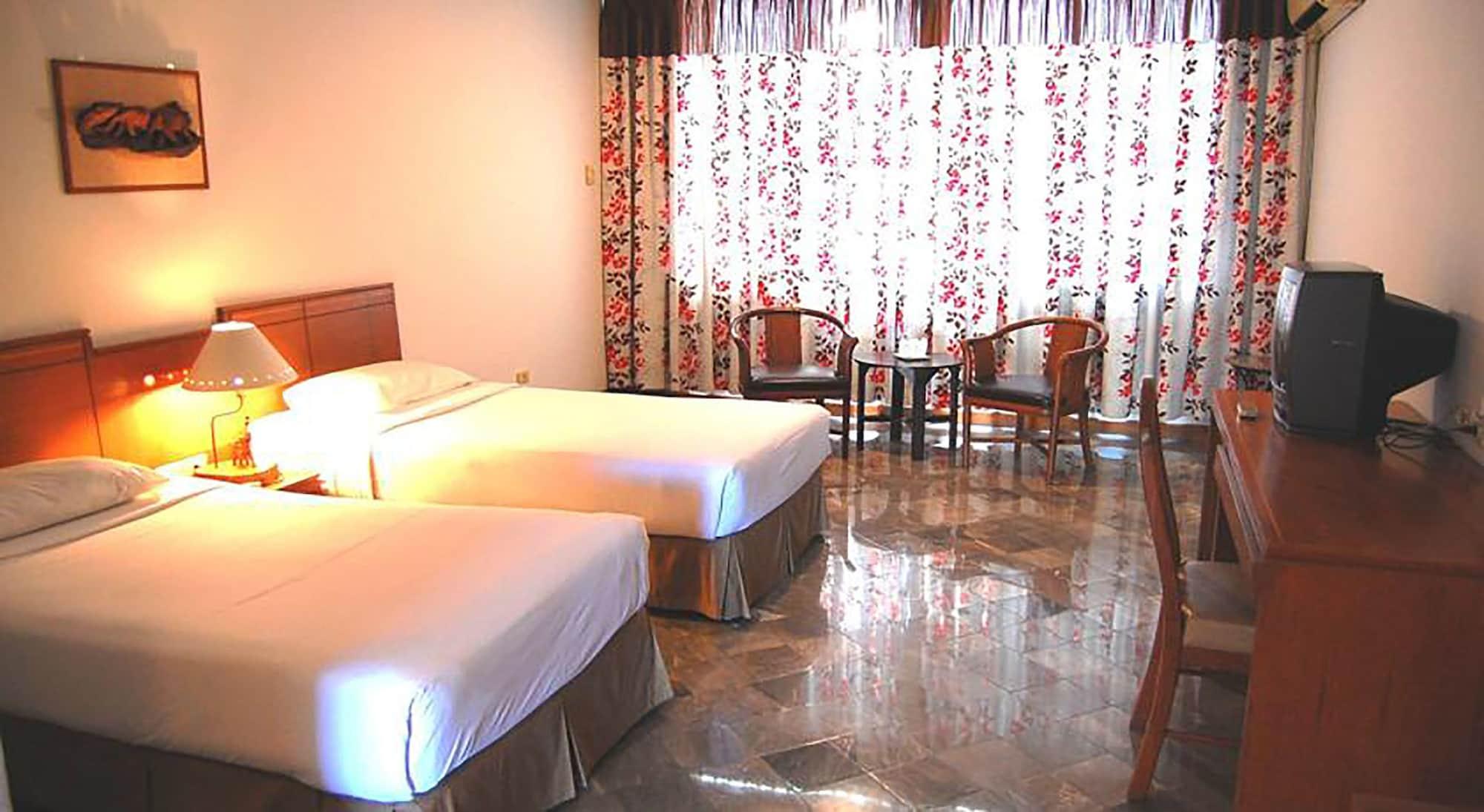 Royal Lanna Hotel Chiang Mai Esterno foto