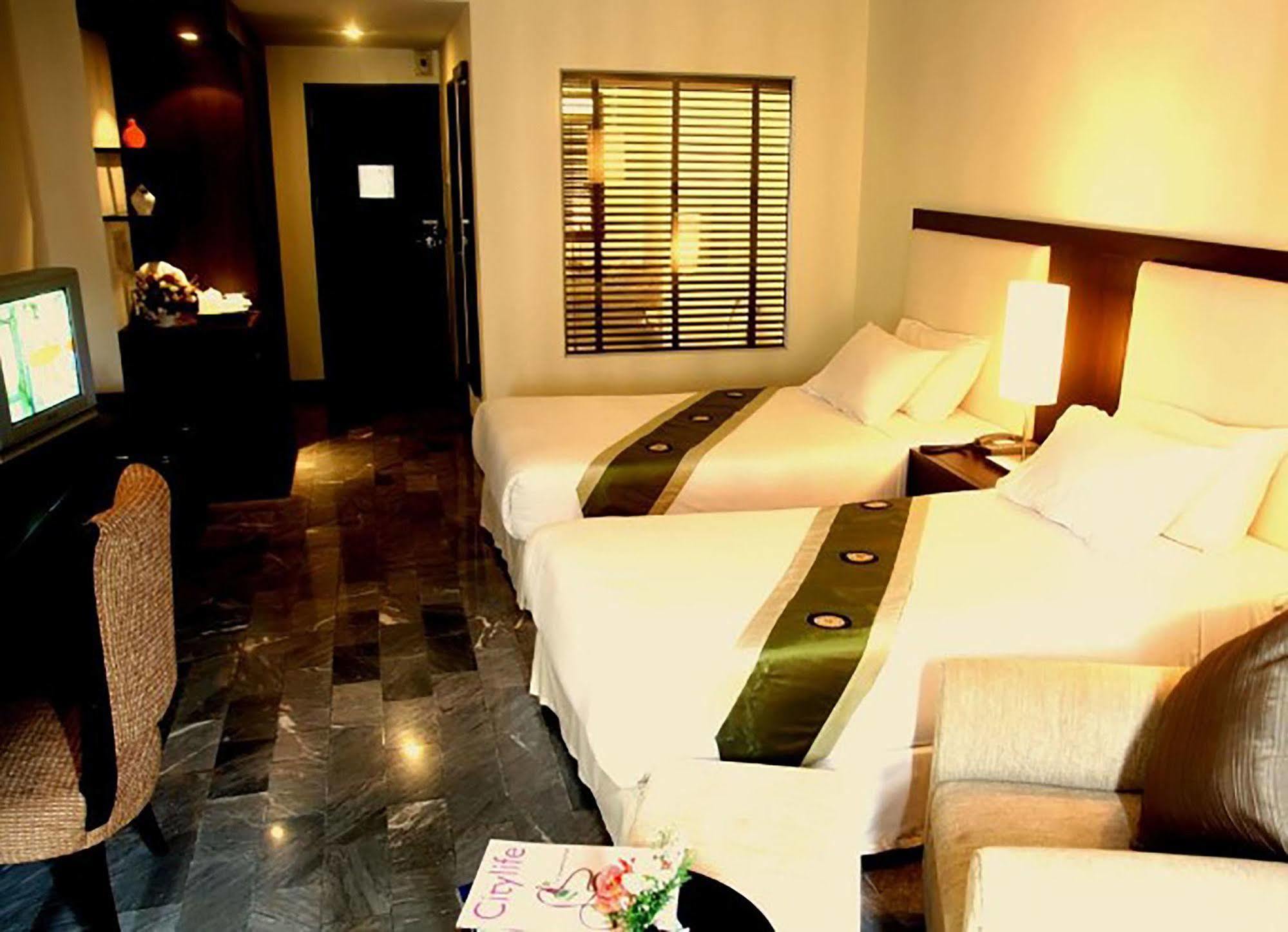 Royal Lanna Hotel Chiang Mai Esterno foto