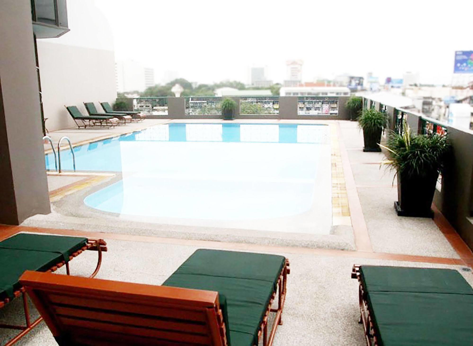 Royal Lanna Hotel Chiang Mai Esterno foto
